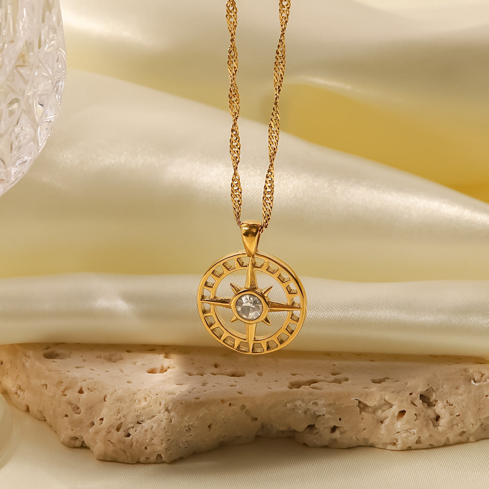 French Retro Titanium Steel Heart Necklace Stainless Steel Zircon Heart Pendant Necklace for Women