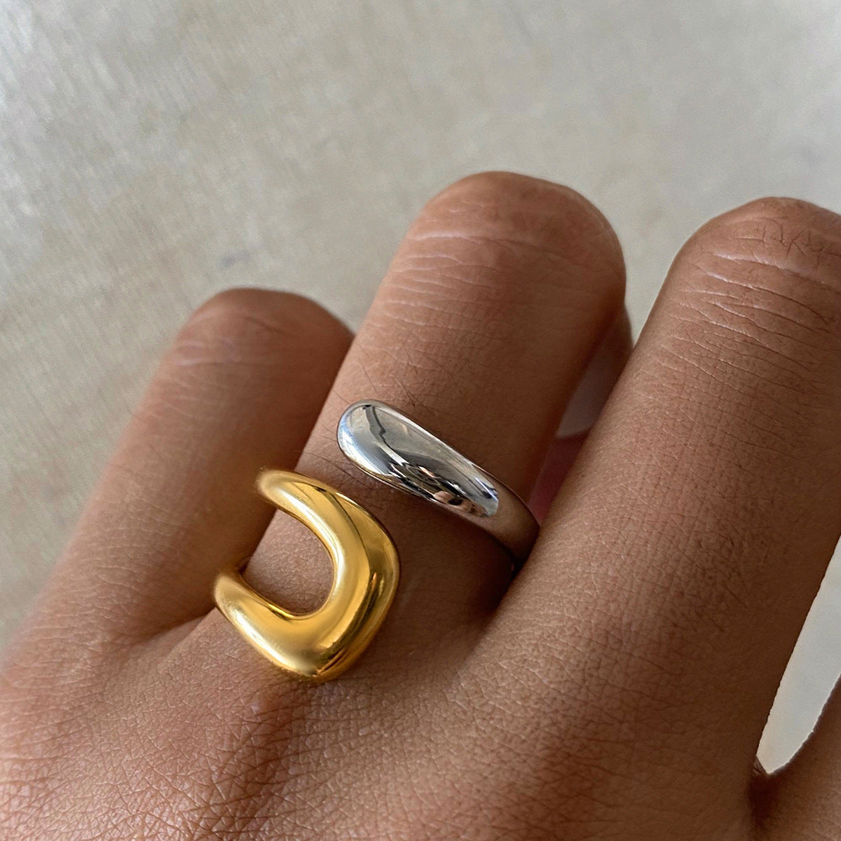 Stainless steel flower ring high-end ins ring jewelry cross-border jewelry titanium steel exaggerated rings