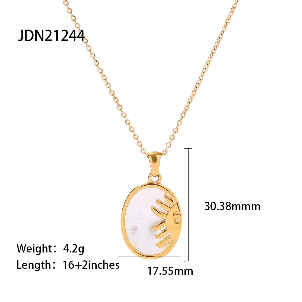 French  Retro Titanium Steel Heart Necklace Stainless Steel Zircon Heart Pendant Necklace for Women