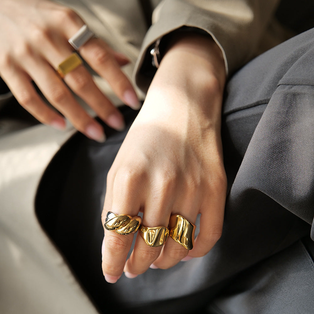 18K gold stainless steel exaggerated ring high-end INS light luxury titanium steel rings