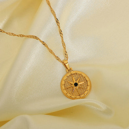 French  Retro Titanium Steel Heart Necklace Stainless Steel Zircon Heart Pendant Necklace for Women