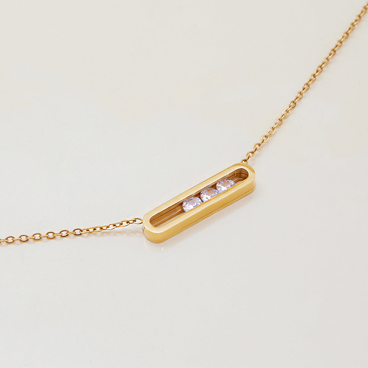 Rhinestone titanium steel necklace does not fade light luxury clavicle chain stainless steel jewelry high-end