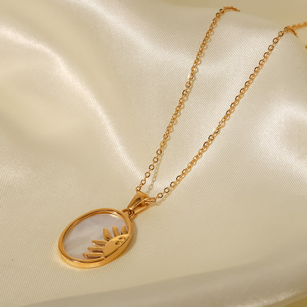 French  Retro Titanium Steel Heart Necklace Stainless Steel Zircon Heart Pendant Necklace for Women