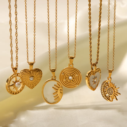 French  Retro Titanium Steel Heart Necklace Stainless Steel Zircon Heart Pendant Necklace for Women