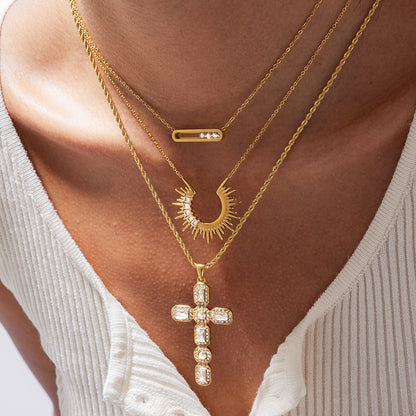 Rhinestone titanium steel necklace does not fade light luxury clavicle chain stainless steel jewelry high-end