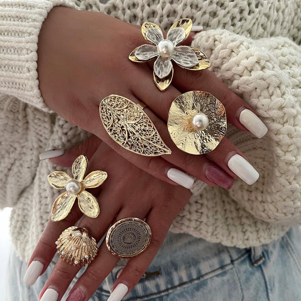 Stainless steel flower ring high-end ins ring jewelry cross-border jewelry titanium steel exaggerated rings