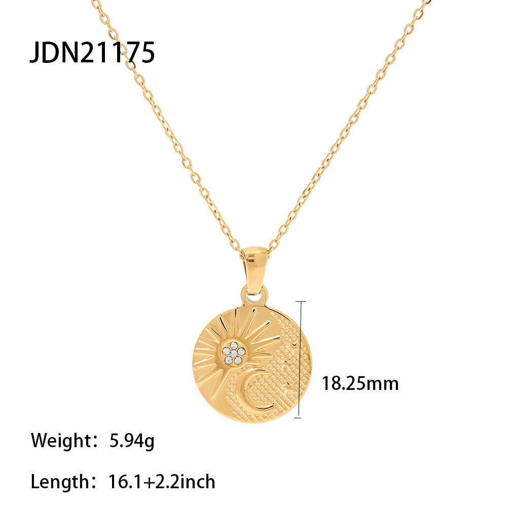 French  Retro Titanium Steel Heart Necklace Stainless Steel Zircon Heart Pendant Necklace for Women
