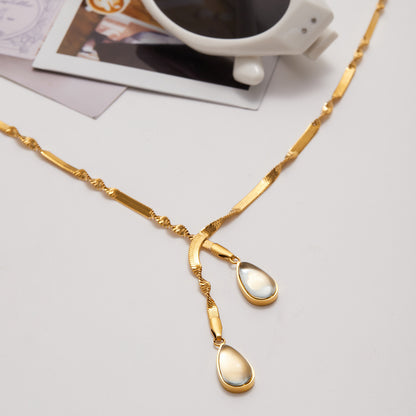 Stainless steel water drop glass pendant necklace light luxury high-end clavicle chain does not fade titanium steel necklace