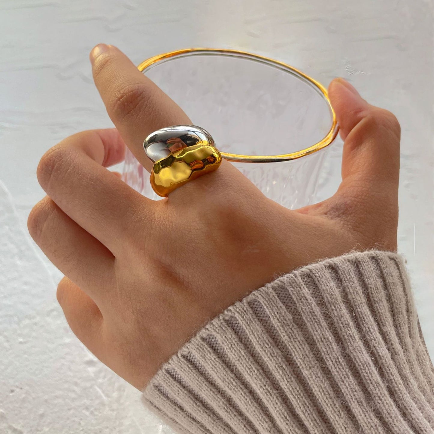 Stainless steel flower ring high-end ins ring jewelry cross-border jewelry titanium steel exaggerated rings