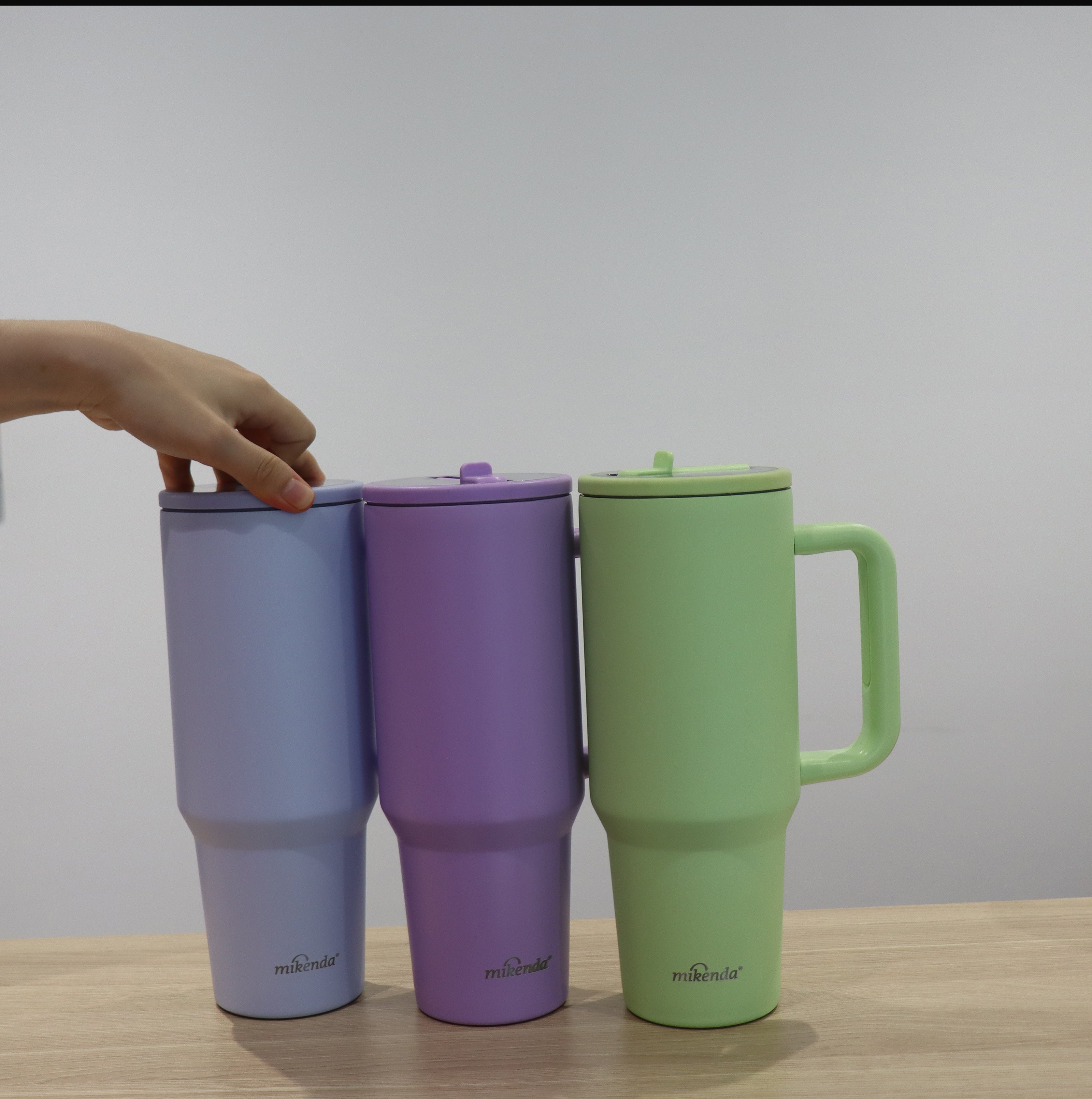 40oz Large Capacity Tumbler with Handle - Vacuum Insulated Stainless Steel Travel Mug, Keeps Drinks Ice Cold 24H+ for Gym, Work & Road Trips